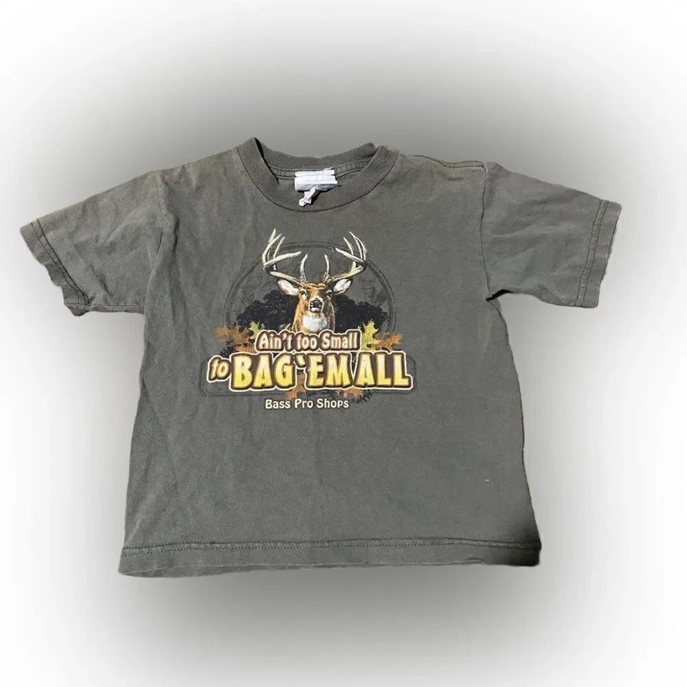 Boys Deer Hunting Ain’t Too Small To Bag ‘Em All Tshirt
